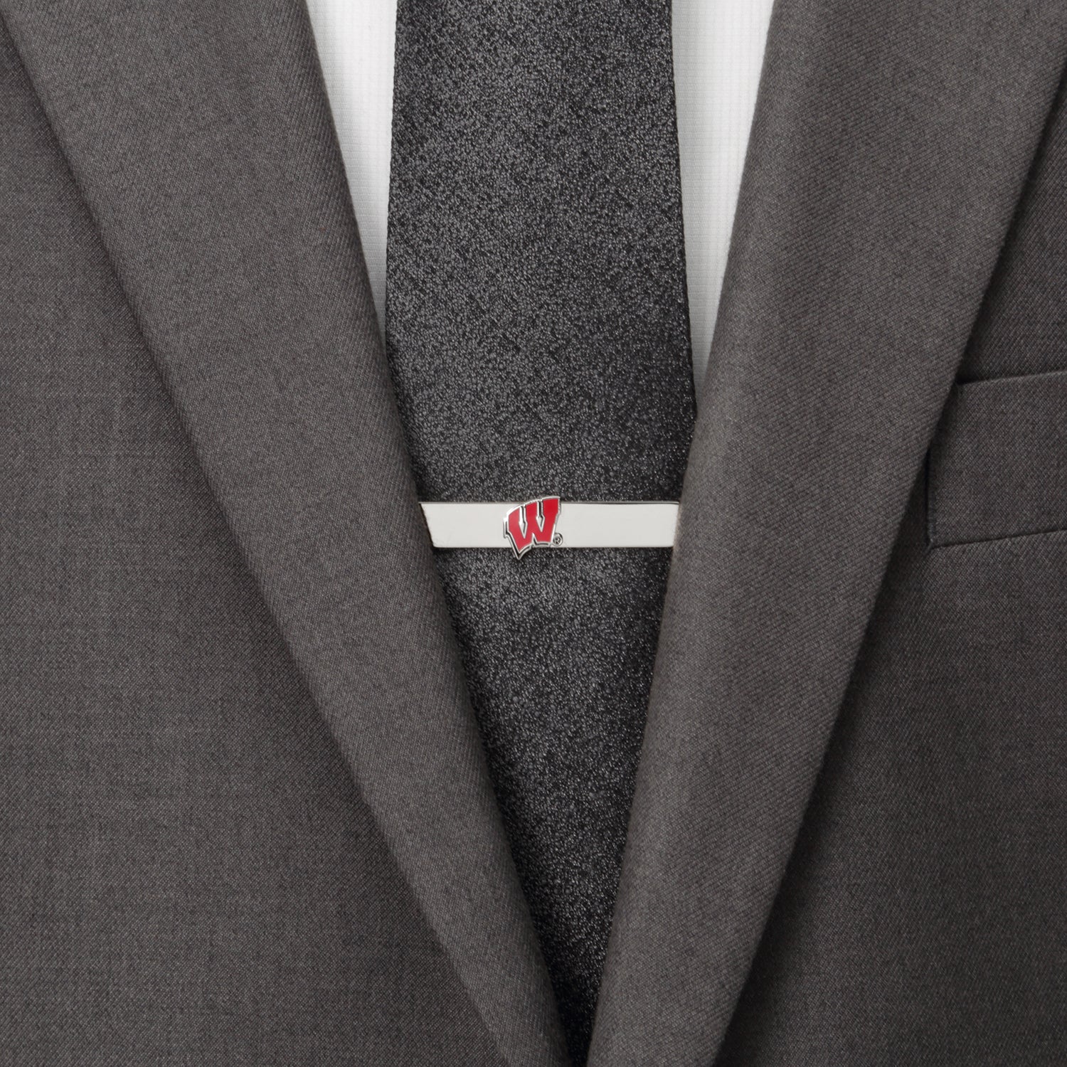 NCAA University of Wisconsin Badgers Cufflinks and Tie Bar Set