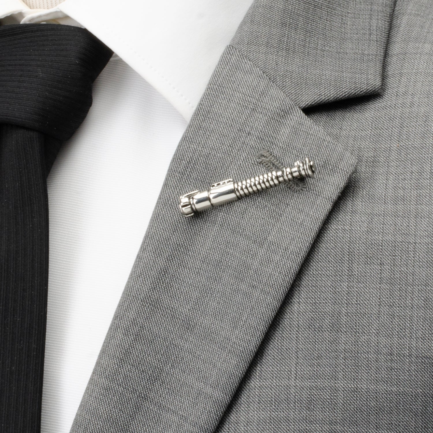 Star Wars Luke Skywalker LIGHTSABER Lapel Pin